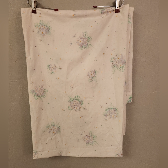 Vintage Floral Flat Sheet by JP Stevens - Picture 2 of 7